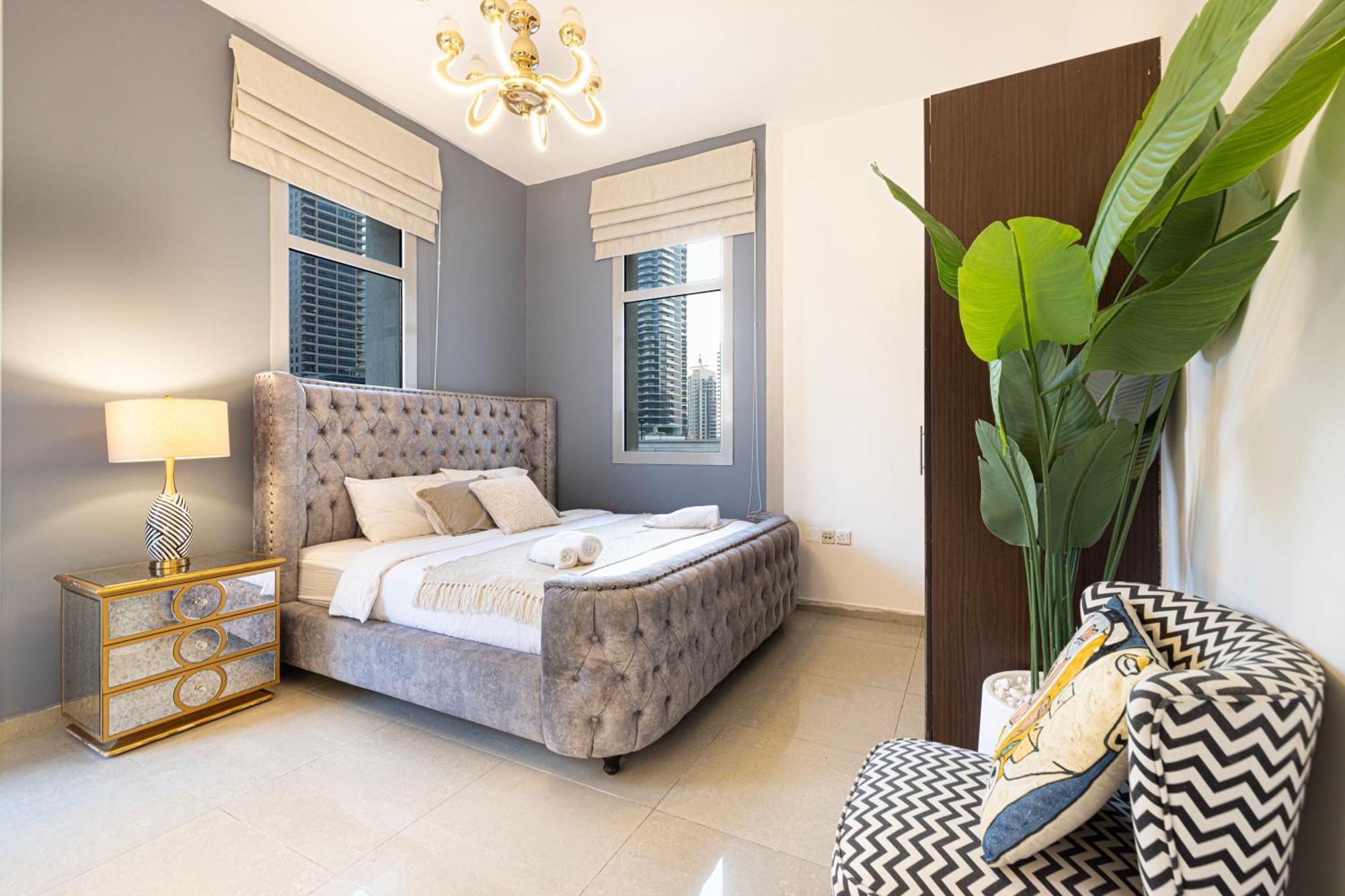 Ferienhaus With Private Pool & Huge Terrace Overlooking The Marina Dubai