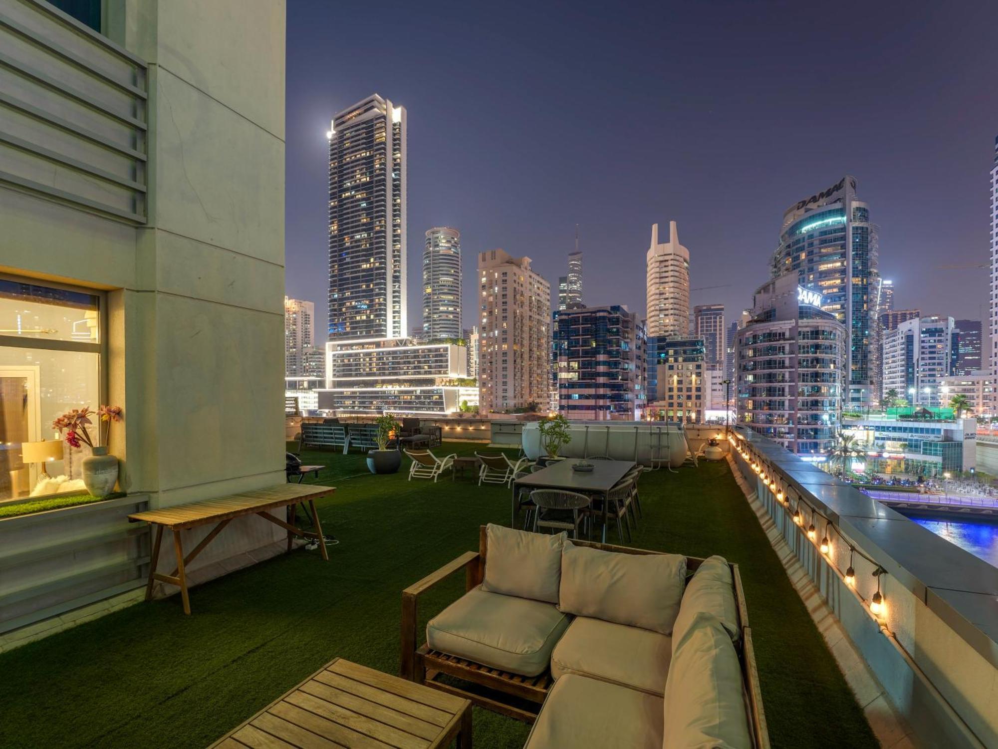 Ferienhaus With Private Pool & Huge Terrace Overlooking The Marina *